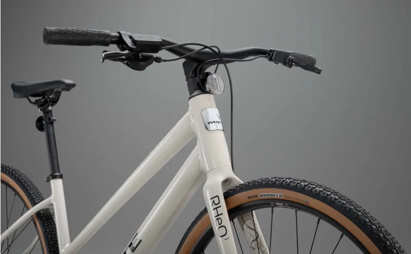 Whyte RheO 1 Step-Thru Unisex 2025 Hybrid Bike - Gloss Grey-9